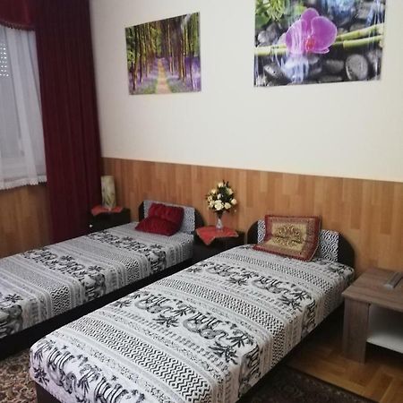 Szoboszlofonix Vendeghaz Hotell Hajdúszoboszló Exteriör bild